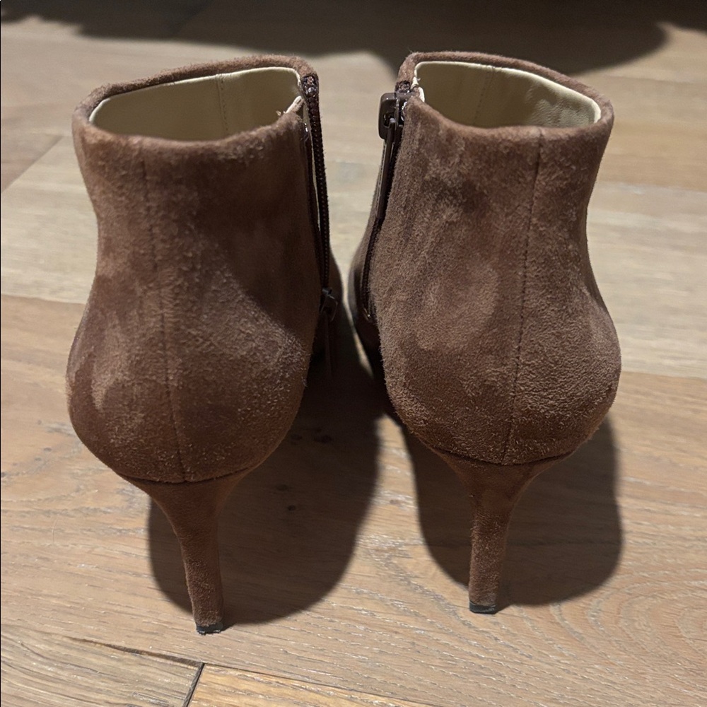 Veronica Beard Leone suede booties 6 - Picture 5 of 7